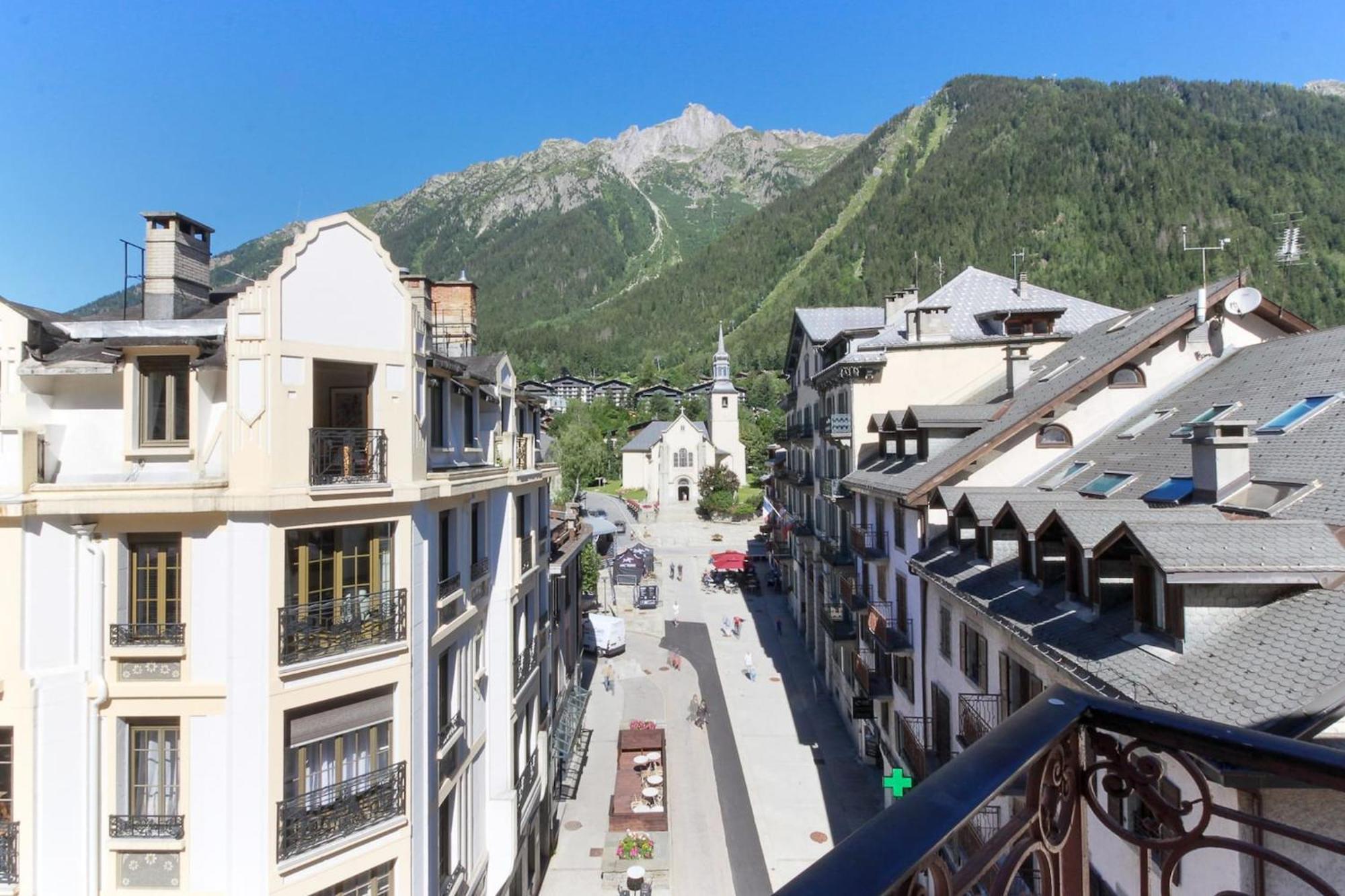 Nook 43 The Corner Central 3 Bedroom Apt Chamonix Bagian luar foto